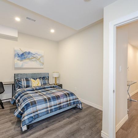 Private Basement Bedrooms In Oakville Exteriér fotografie